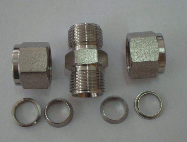 01021.png 不锈钢卡套螺母